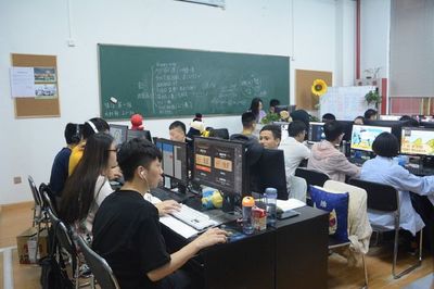 贵阳天琥设计培训学校网页设计精英班教学方式、环境图片